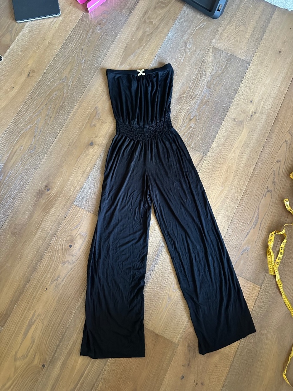 Trina Turk Strapless Wide Leg Jumpsuit Black Elastic Waist Made in USA Size 6 - Picture 4 of 12
